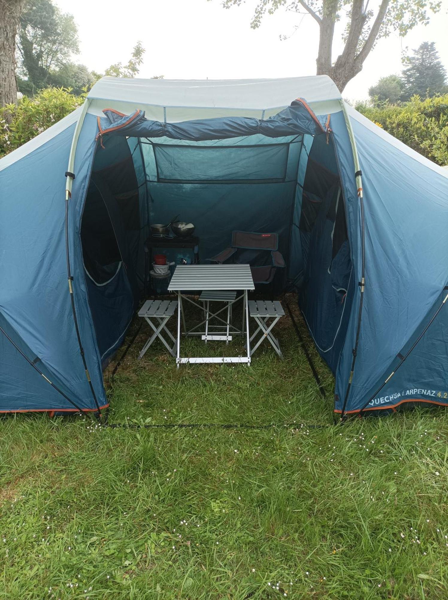 Les Hortensias Grande Tente Familiale Deux Chambres Et Sejour Vue Mer Sur Camping Nature Plestin-les-Grèves Kamer foto